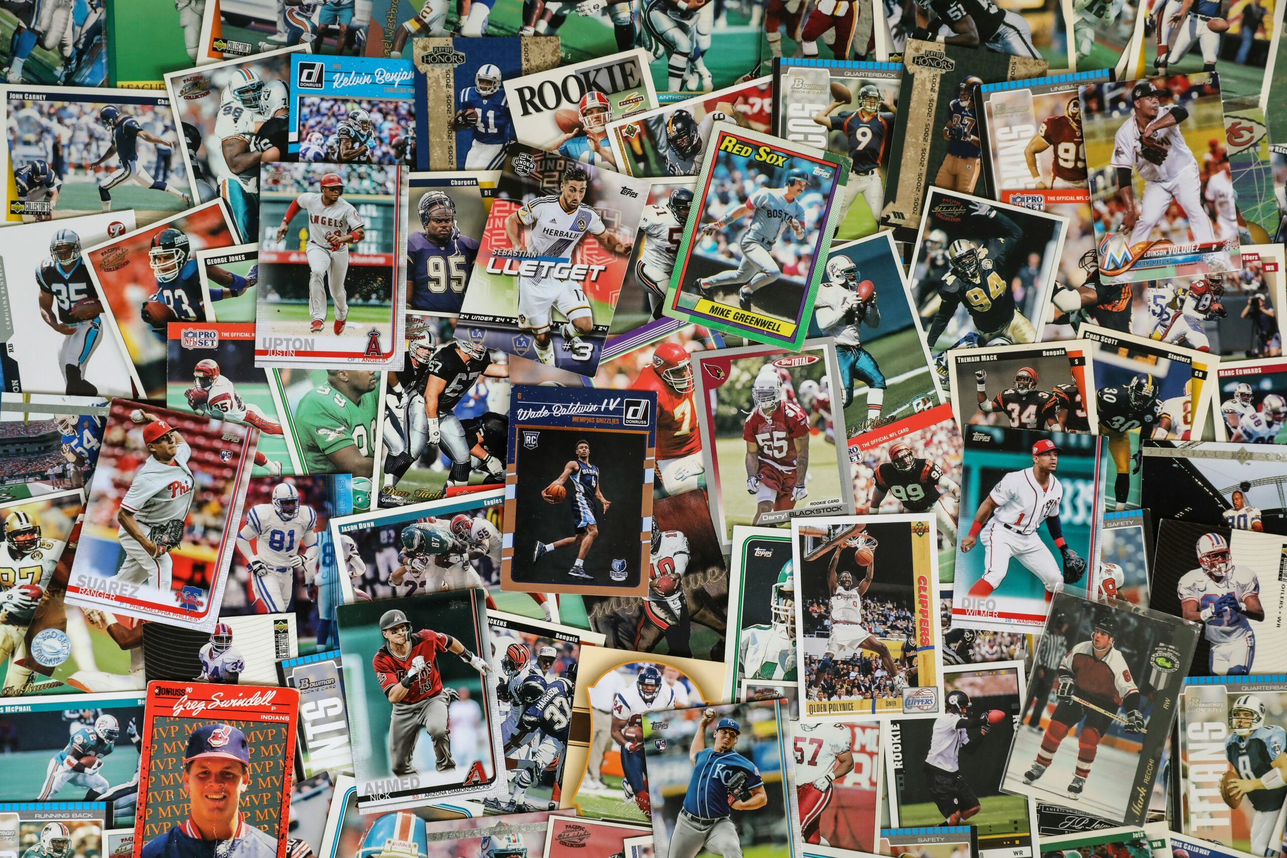 how-sports-card-collecting-became-a-passion-and-a-profitable-investment